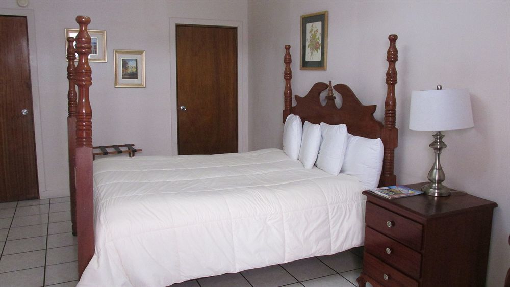 Grand Bahia Ocean View Hotel Cabo Rojo Exterior photo