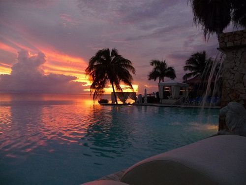 Grand Bahia Ocean View Hotel Cabo Rojo Exterior photo